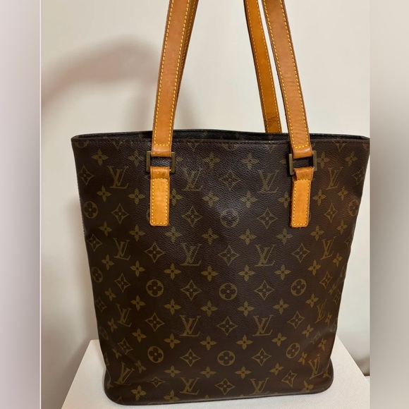 Louis Vuitton Vavin GM Shoulder Bag - Picture 2 of 9